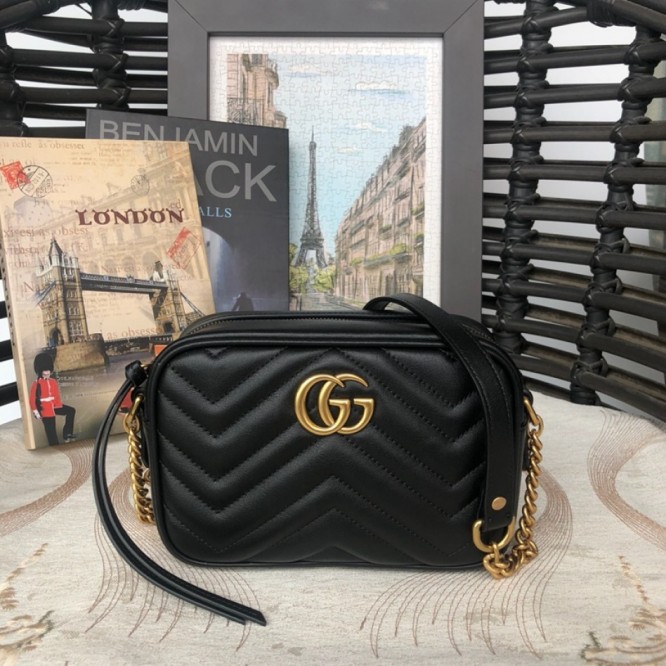 Gucci〔GGマーモント〕 キルティング ミニバッグ448065