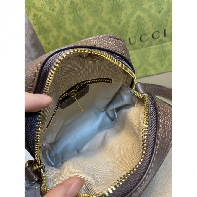 GUCCIグッチ 〔オフィディア〕GGショルダーバッグ