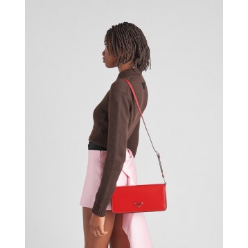 ☆大人気新作☆PRADA プラダ ファム ブラッシュドレザー バッグ レッド 1BD323_ZO6_F02SB_V_HOO ☆大人気新作☆PRADA プラダ ファム ブラッシュドレザー バッグ レッド 1BD323_ZO6_F02SB_V_HOO