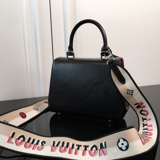 　LOUIS VUITTON クリュニー MINI ノワール M58925