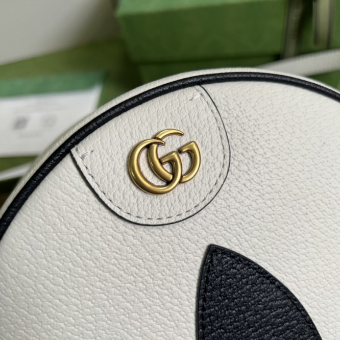 【adidas×GUCCI】オフィディアショルダーバッグ