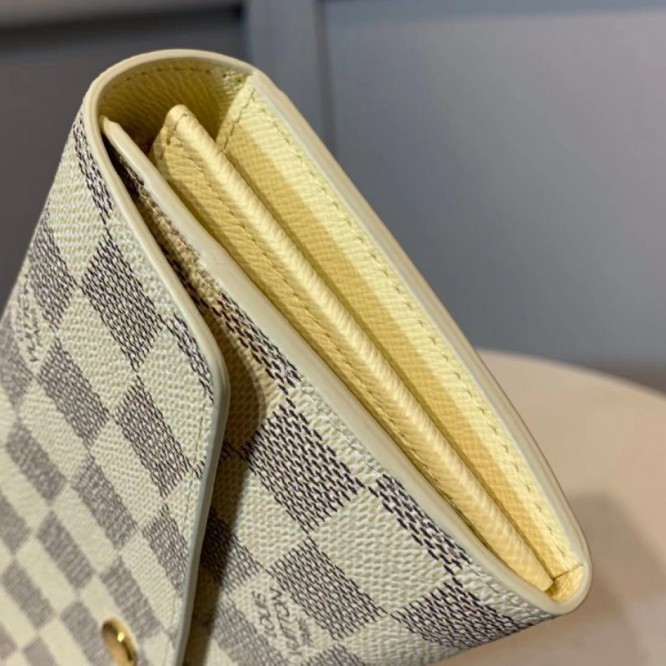 LOUIS VUITTON N63208  ポルトフォイユ・サラ
