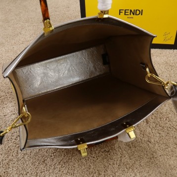 FENDI サンシャイン ミディアム トート バッグ レザー FENDI サンシャイン ミディアム トート バッグ レザー