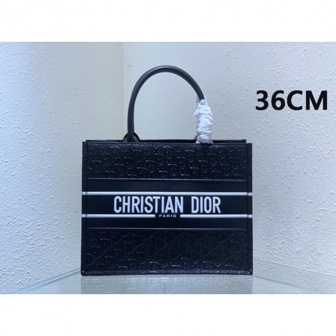 DIOR BOOK TOTE ミディアム Oblique エンボス