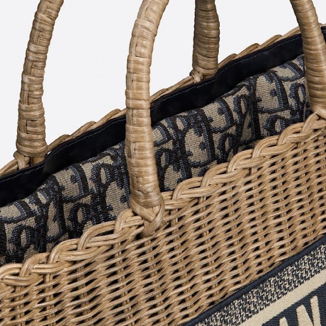 【DIOR】新木優子さん愛用！夏スタイルにぴったり☆カゴバッグWICKER