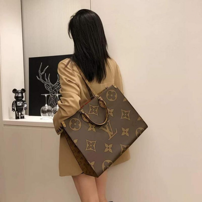 ◆Louis Vuitton◆M45495オンザゴー MM トート バッグ ブラウン
