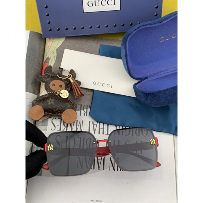 Gucciグッチ★サングラスクラッシュマスク 