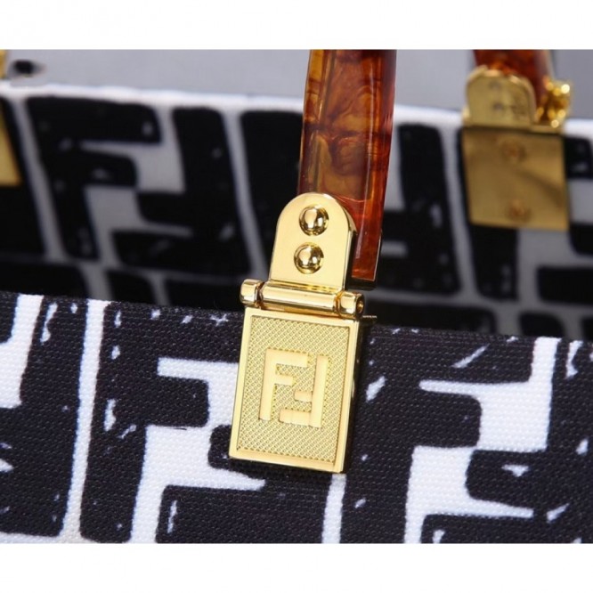 FENDI フェンディ 2021年最新なクラシックな トートバッグ