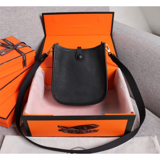 ★新入荷★HERMES エルメス Evelyne MINI エヴリン ミニ ショルダーバッグ 斜めかけ H069426CCAV
