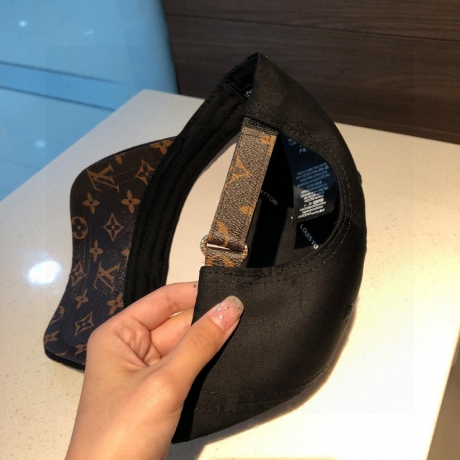 ルイ・2021年最新のキャップ LV ロゴキャップ スポーツ帽子 男女兼用 日よけ 野球帽 帽子 ベースボールキャップ