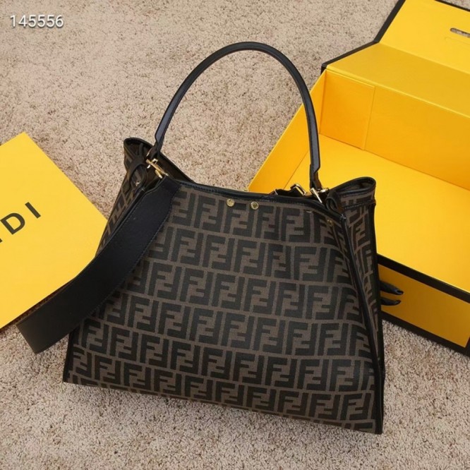 FENDI フェンディ 2021年最新なクラシックな トートバッグ