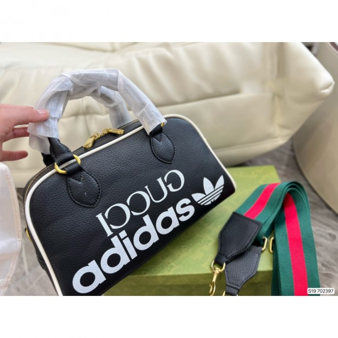 【GUCCI】×【adidas】ミニ ダッフルバッグ 2WAY
