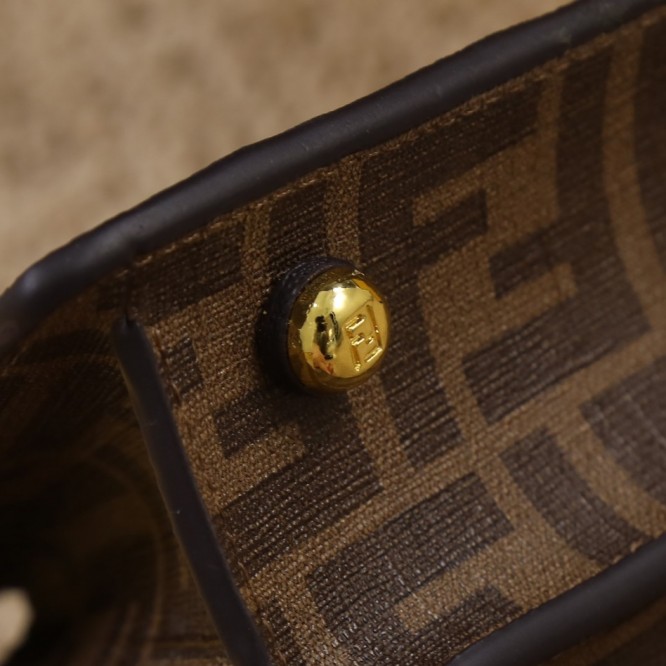 FENDI PEEKABOO フェンディ ピーカブー ミニ