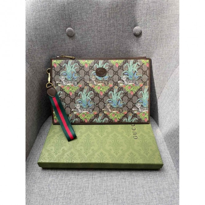 22SS GUCCI TIGER プリント GG ポーチ GGスプリーム688378
