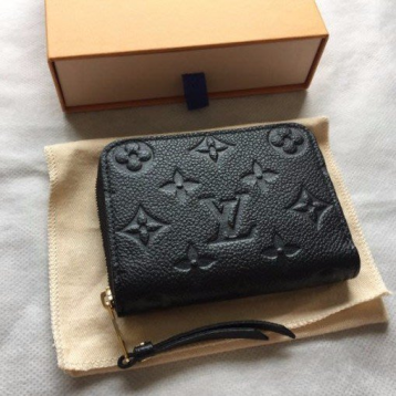 lvジッパーショートコイン財布M60574【入手が非常に難しく、数量限定】