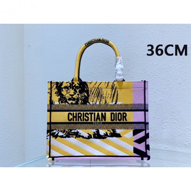 Dior ☆ DIOR BOOK TOTE ラージバッグ