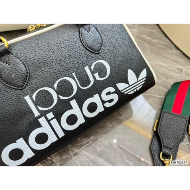 【GUCCI】×【adidas】ミニ ダッフルバッグ 2WAY