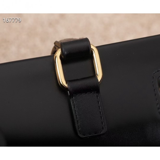 FENDI フェンディ 2021年最新なクラシックな トートバッグ