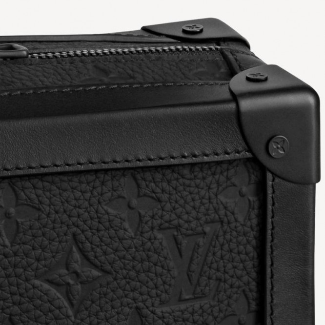 LOUIS VUITTON ソフトトランク M55700