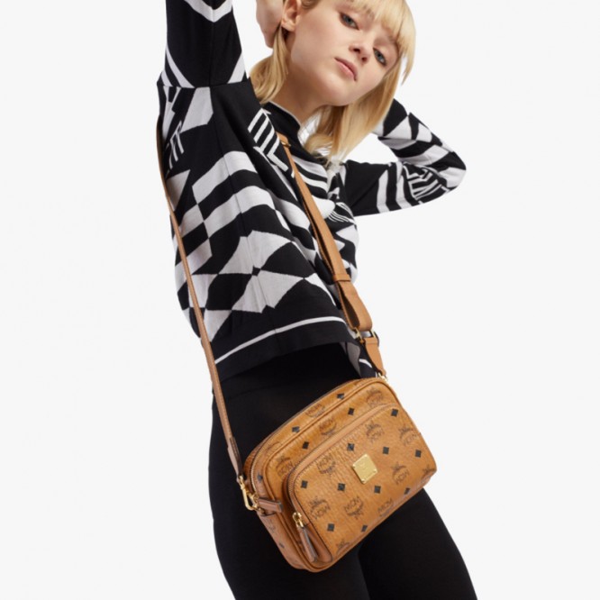【世界中で大人気】MCM 〈クラシック〉クロスボディ – ヴィセトス Small MMRAAKC02CO001