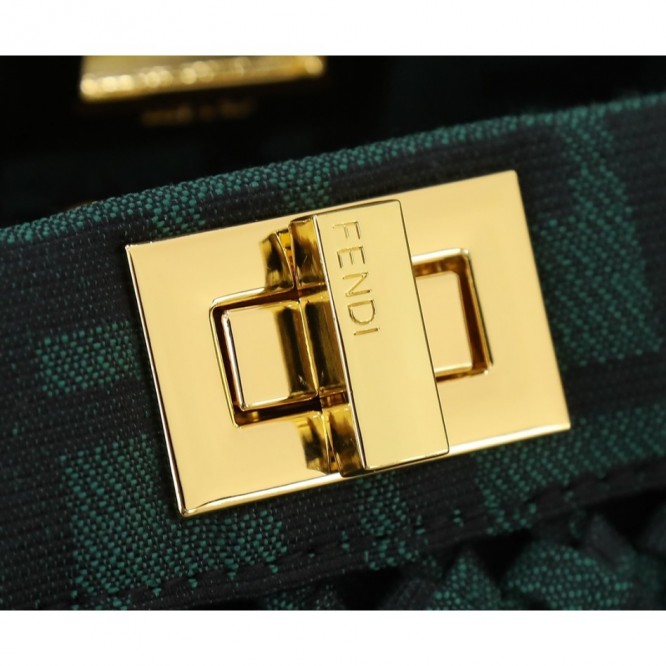 FENDI フェンディ なクラシックな ショルダーバッグハンドバッグ