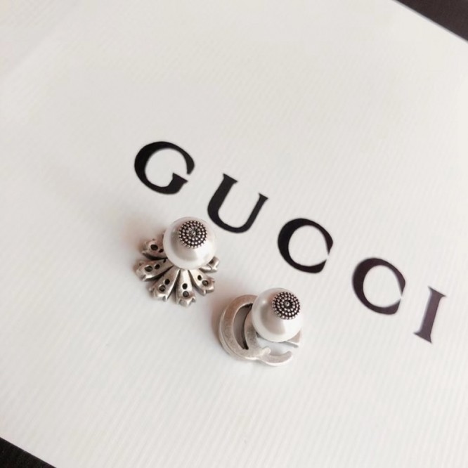 【GUCCIグッチ】ダブルG イヤリング