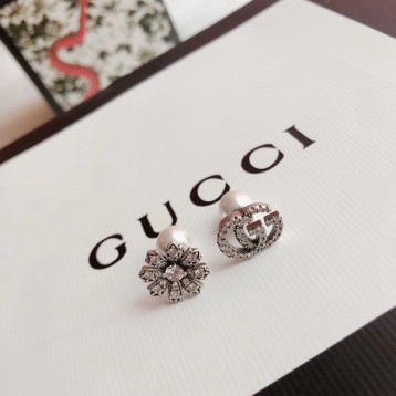 【GUCCIグッチ】ダブルG イヤリング