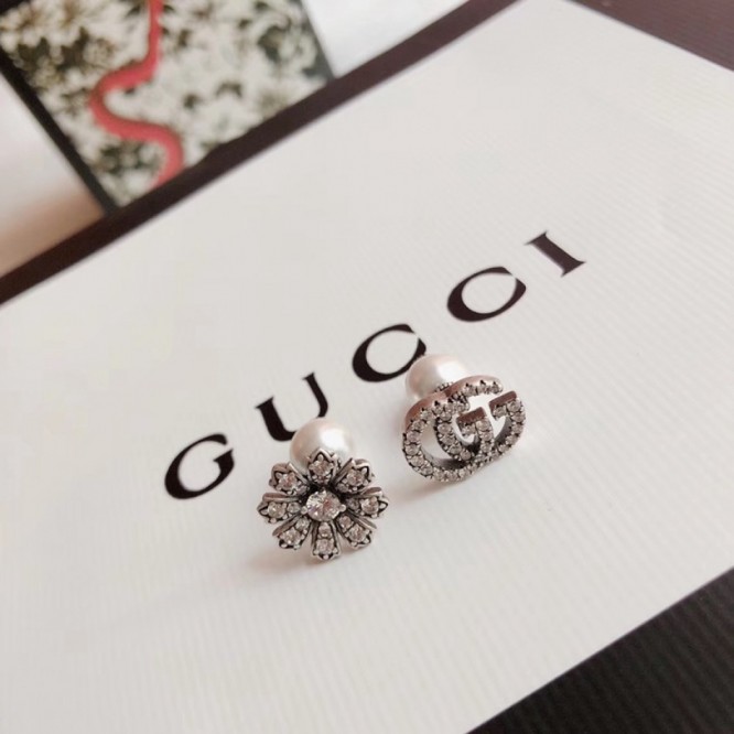 【GUCCIグッチ】ダブルG イヤリング