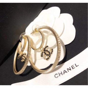 Chanel・ シャネルスタッドピアス イヤリング