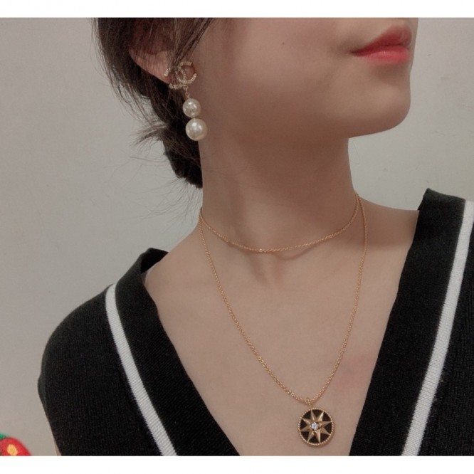 Chanel・ シャネルスタッドピアス イヤリング