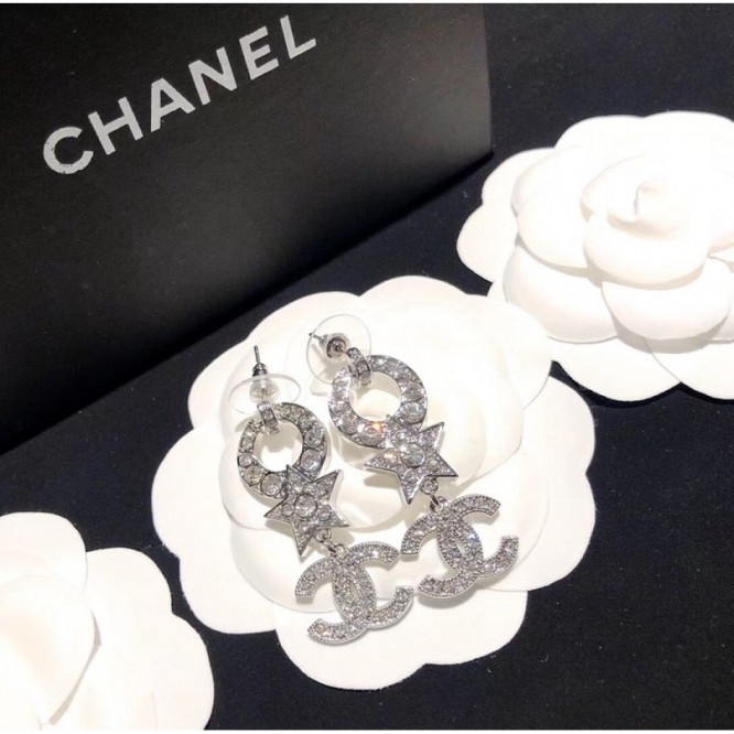 Chanel・ シャネルスタッドピアス イヤリング