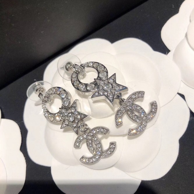 Chanel・ シャネルスタッドピアス イヤリング