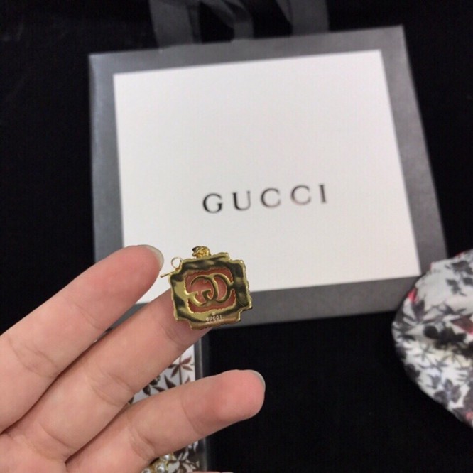 【GUCCIグッチ】ダブルG イヤリング