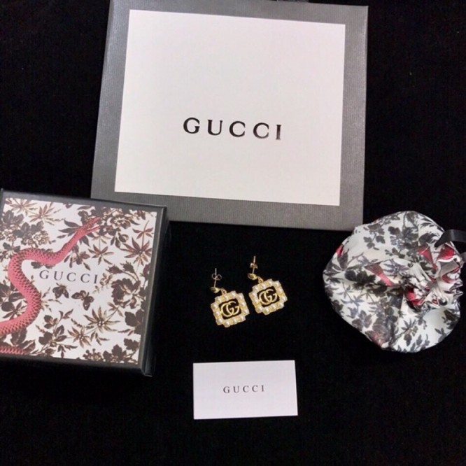 【GUCCIグッチ】ダブルG イヤリング