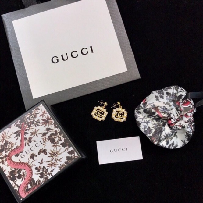 【GUCCIグッチ】ダブルG イヤリング