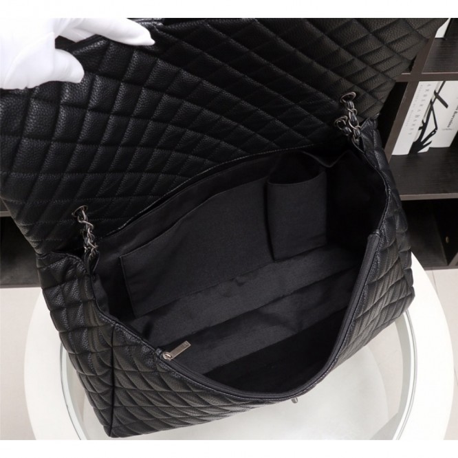 Chanel シャネル 大きなクラシックなハンドバッグ