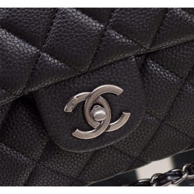 Chanel シャネル 大きなクラシックなハンドバッグ