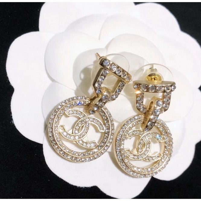 Chanel・ シャネルスタッドピアス イヤリング