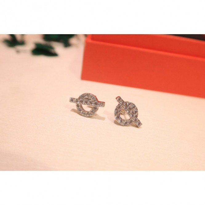 Hermes エルメス ・スタッドピアス イヤリング