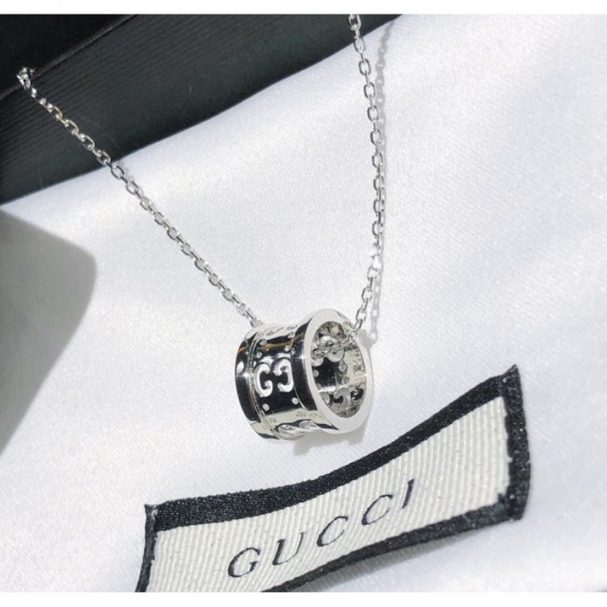GUCCI ネックレス シルバー ユニセックス