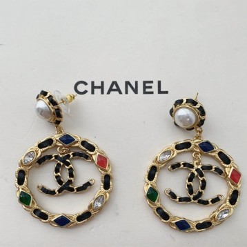 Chanel・ シャネルスタッドピアス イヤリング