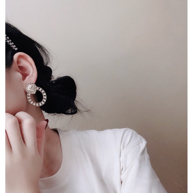 Chanel・ シャネルスタッドピアス イヤリング