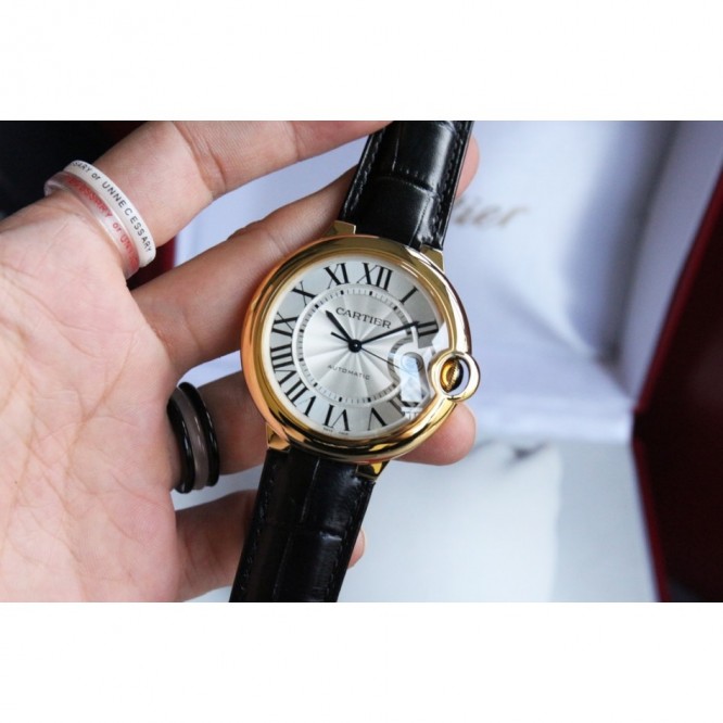 CARTIER レディースウォッチ タンクアメリカンウォッチ ミニウォッチ、クォーツムーブメント、ダイヤモンド、レザーストラップ Cartier051