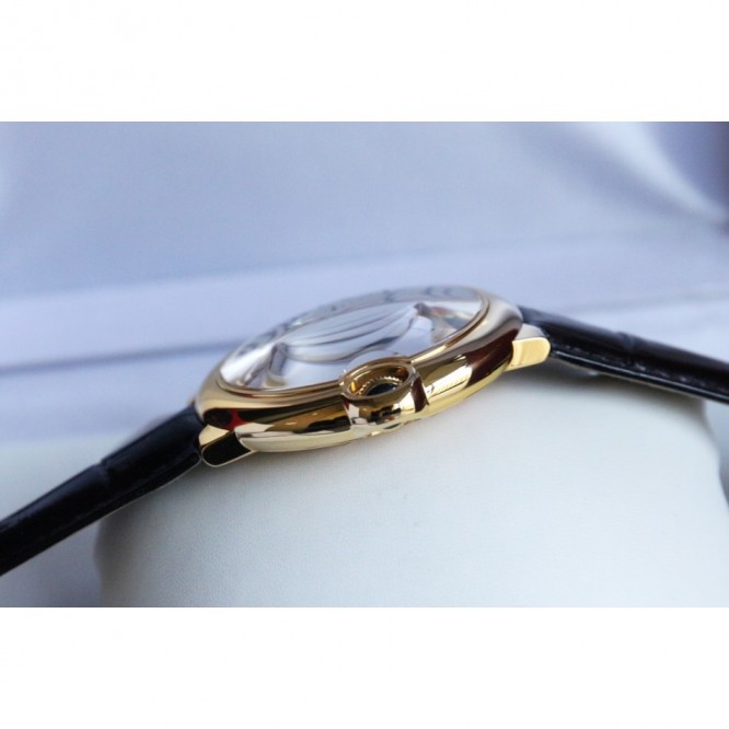CARTIER レディースウォッチ タンクアメリカンウォッチ ミニウォッチ、クォーツムーブメント、ダイヤモンド、レザーストラップ Cartier051