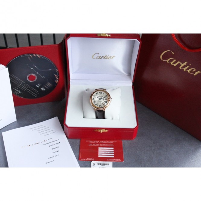CARTIER レディースウォッチ タンクアメリカンウォッチ ミニウォッチ、クォーツムーブメント、ダイヤモンド、レザーストラップ Cartier049