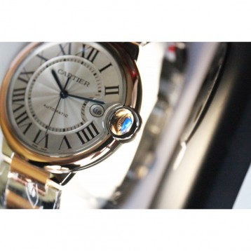 CARTIER レディースウォッチ タンクアメリカンウォッチ ミニウォッチ、クォーツムーブメント、ダイヤモンド、レザーストラップ Cartier045 CARTIER レディースウォッチ タンクアメリカンウォッチ ミニウォッチ、クォーツムーブメント、ダイヤモンド、レザーストラップ Cartier045