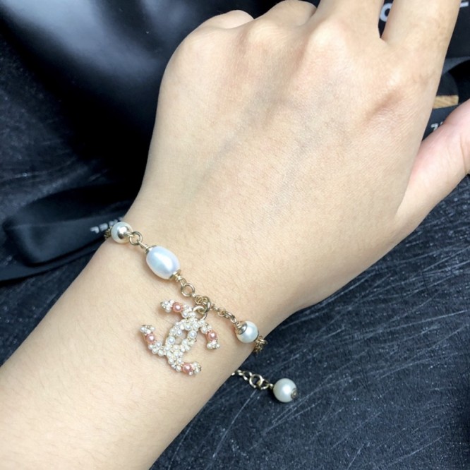 Chanel・ シャネルブレスレット