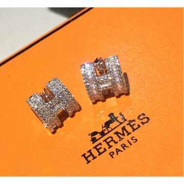 Hermes エルメス ・スタッドピアス イヤリング