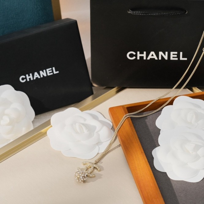 Chanel・ シャネルネックレス