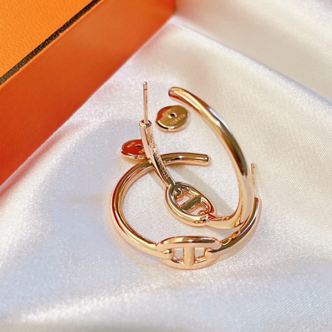 Hermes エルメス ・スタッドピアス イヤリング